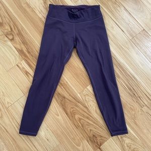Athleta cropped (Capri) fleece lined leggings. M.